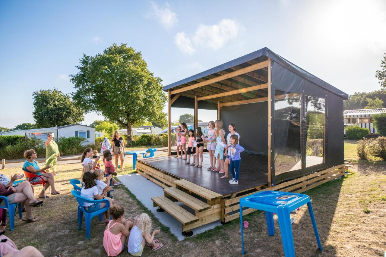 Camping Les Brillas Les Moutiers エクステリア 写真