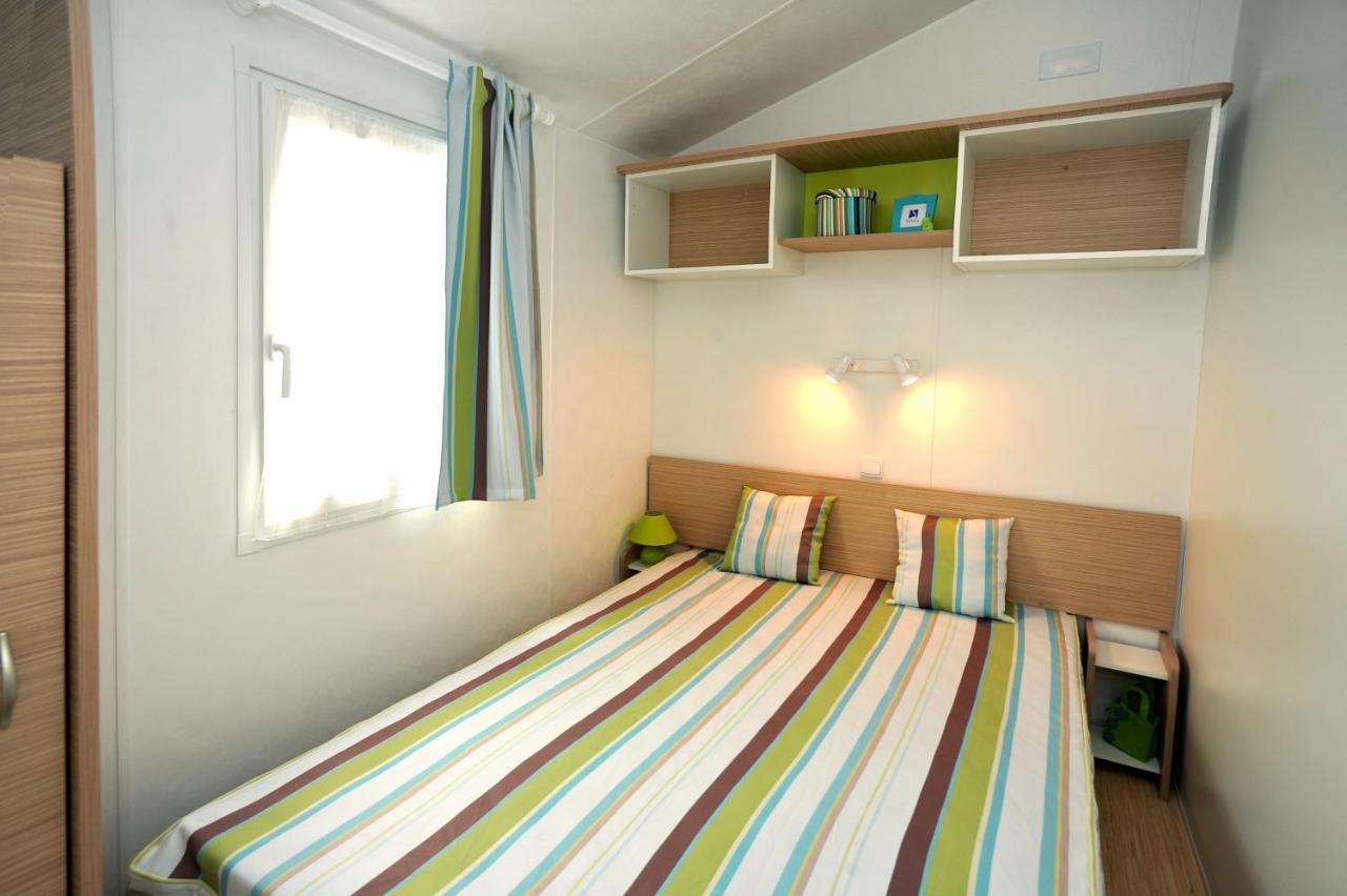 Camping Les Brillas Les Moutiers エクステリア 写真