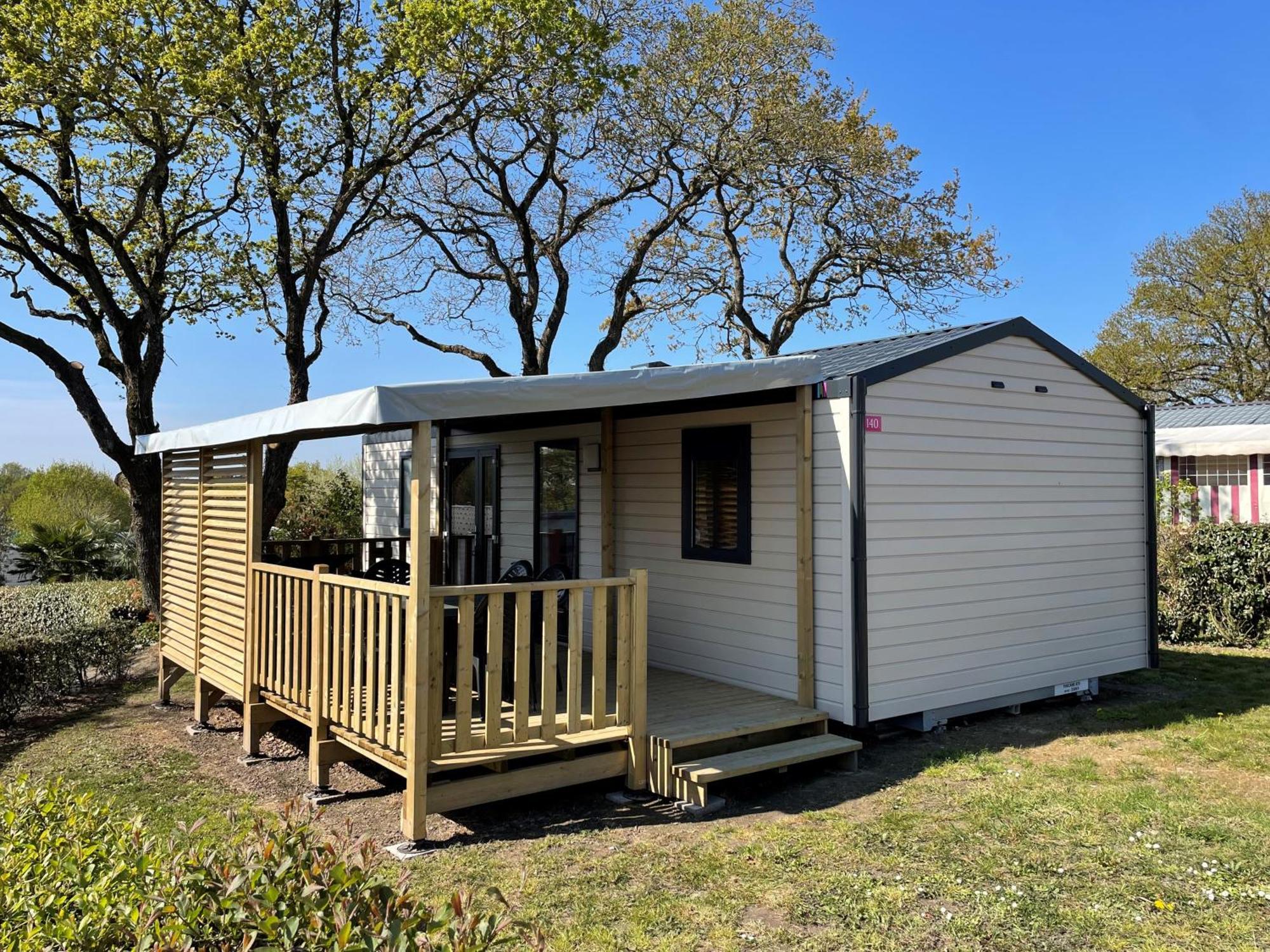 Camping Les Brillas Les Moutiers エクステリア 写真