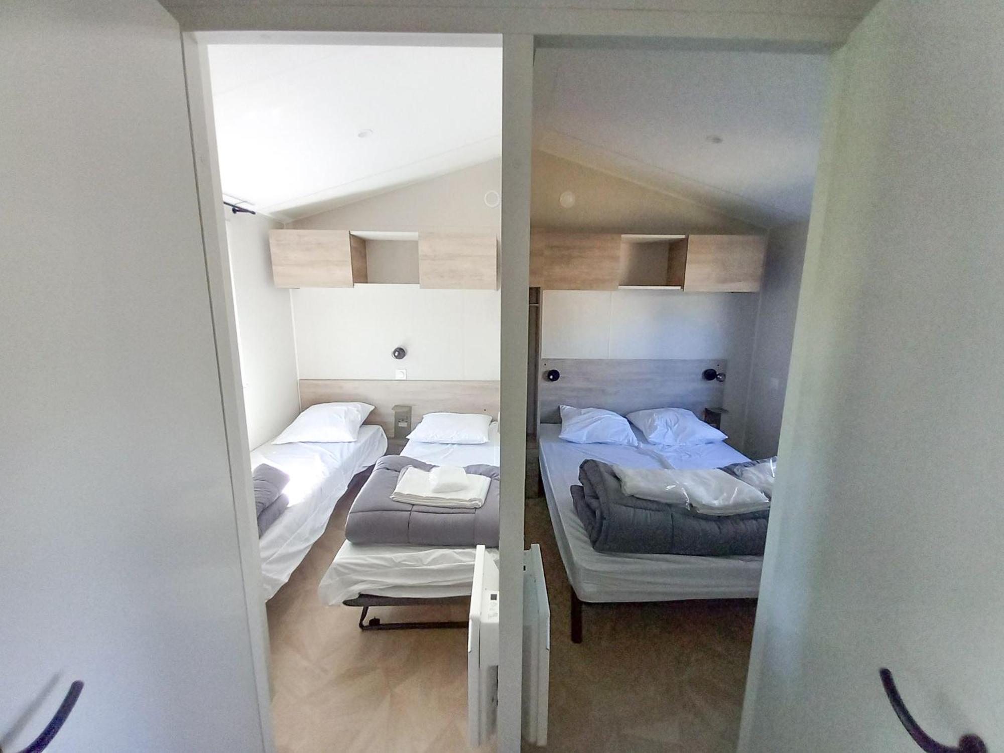 Camping Les Brillas Les Moutiers エクステリア 写真