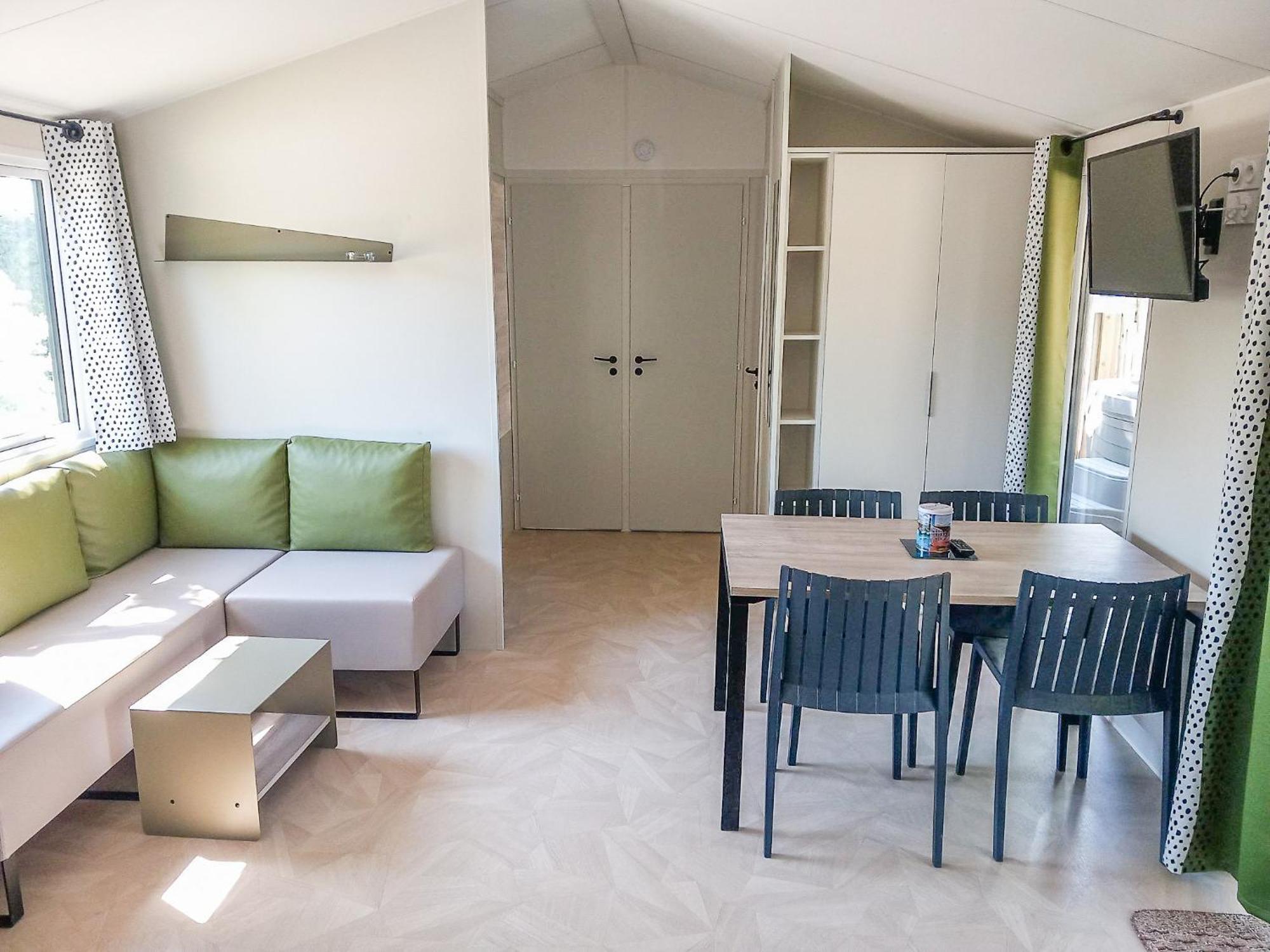 Camping Les Brillas Les Moutiers エクステリア 写真